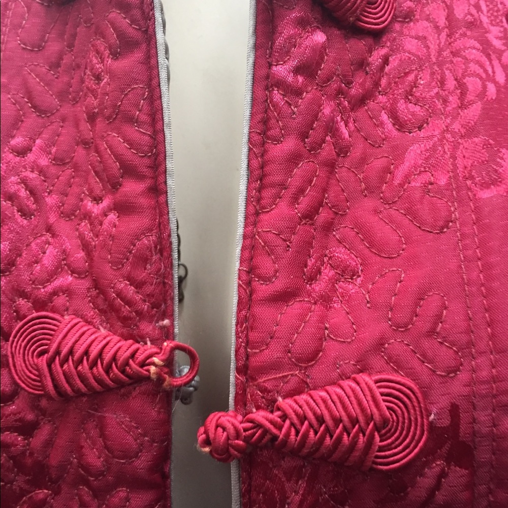 Mandarin silk reversible  quilted embroidered  burgundy jacket - Picture 6 of 16